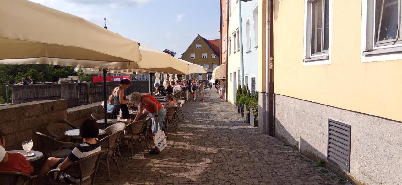 Grosses Zimmer Bad Küche Wohnzimmer Terasse Garten zentral ruhig Landsberg am Lech Exterior foto
